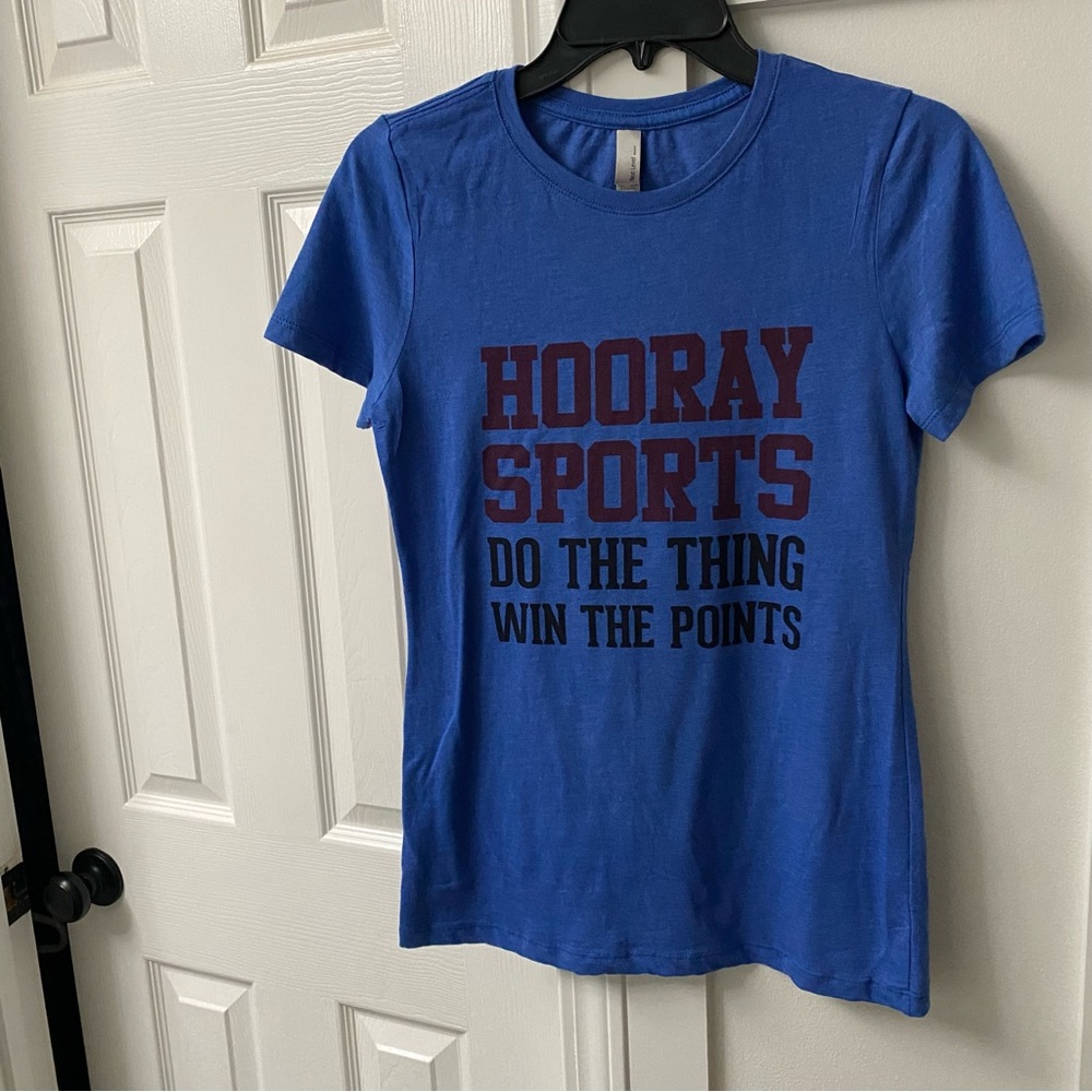 Hooray Sports Short Sleeve T-Shirt in size Large